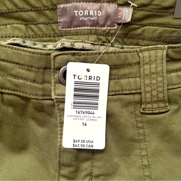 Torrid Olive Green Military Stretch Twill Mid-rise Shorts - Picture 4 of 4